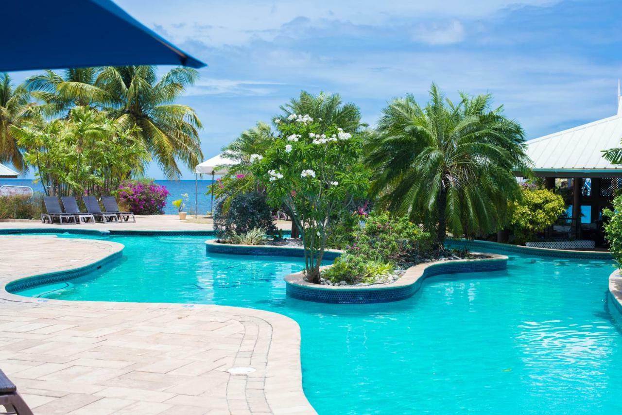 Tropikist Beach Hotel And Resort Краун Пойнт Екстериор снимка